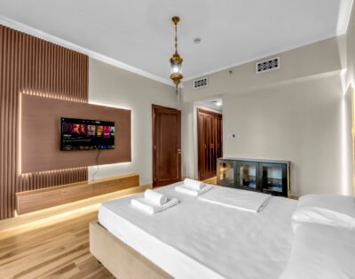Front Burj Khalifa 2BR in Old town community